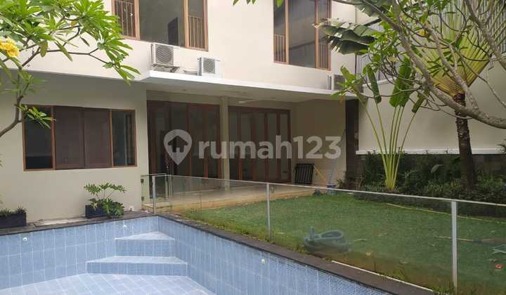 For Rent Luxury House in Kemang South Jakarta Strategic Location 2