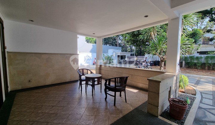 Dream Home for Sale in Menteng, Central Jakarta - Strategic & Comfortable Location 2