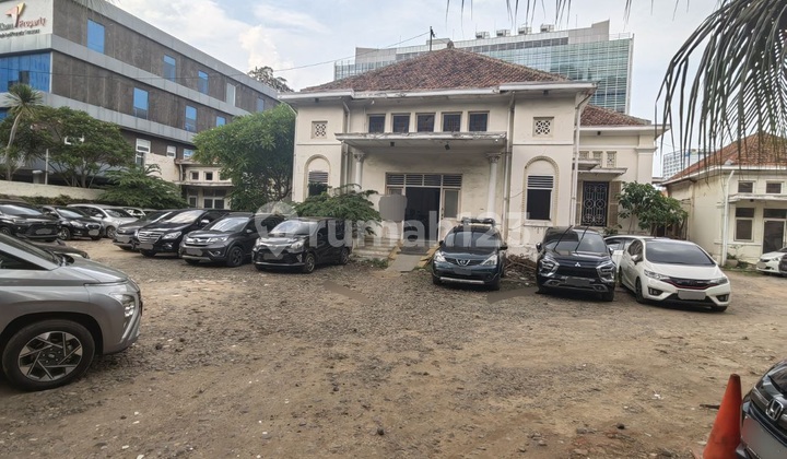 Dijual Rumah Tua Hitungan Tanah di Menteng Lokasi Sangat Strategis & Nyaman Dijual Rumah Tua Hitungan Tanah di Menteng Lokasi Sangat Strategis & Nyaman