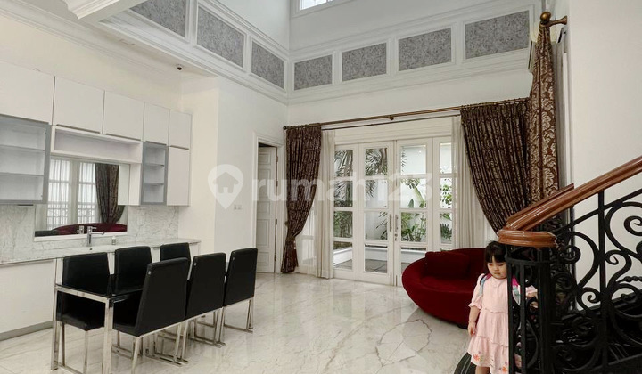 Dijual Rumah Mewah Design American Kebayoran Lama Jakarta Selatan
