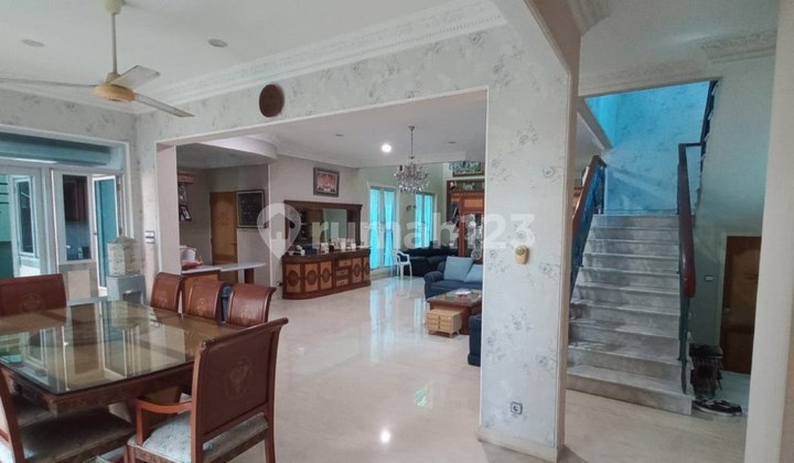 For Sale Luxury Home in Prime Location Menteng, Central Jakarta 2