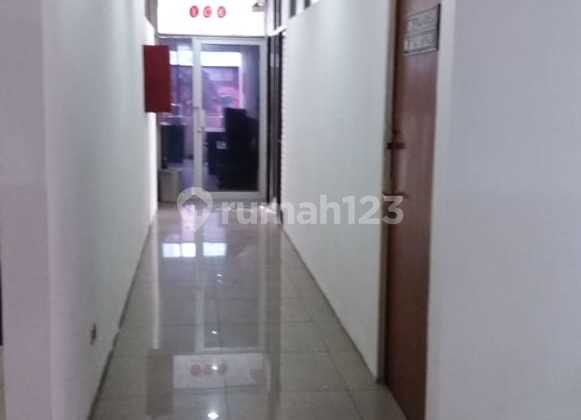 Dijual Gedung 4 Lantai di Menteng Jakarta Pusat Lokasi Strategis 2