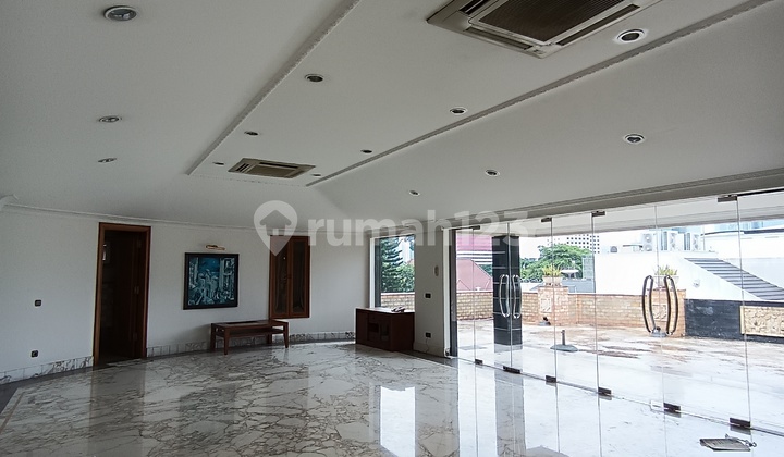 Disewakan Rumah Idaman di Menteng Jakarta Pusat Lokasi Strategis & Nyaman 2