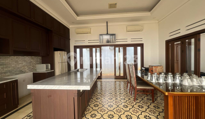 Disewakan Rumah Cantik Idaman di Menteng Lokasi Strategis 2