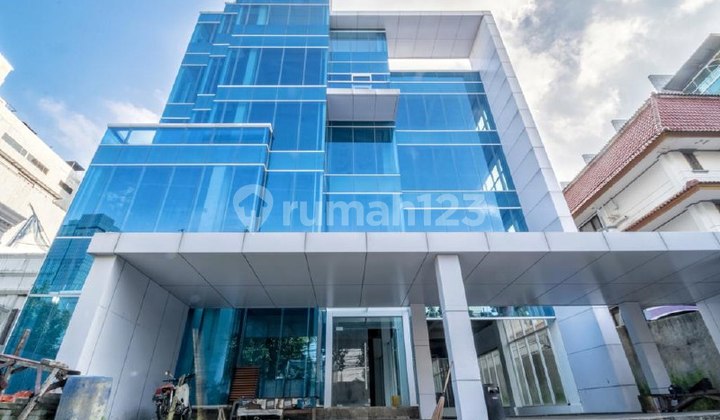 For Sale: 5-Storey Building in Menteng, Central Jakarta – Strategic & Comfortable Location