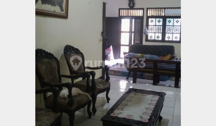 For Sale: House in Menteng Dalam, South Jakarta For Sale: House in Menteng Dalam, South Jakarta