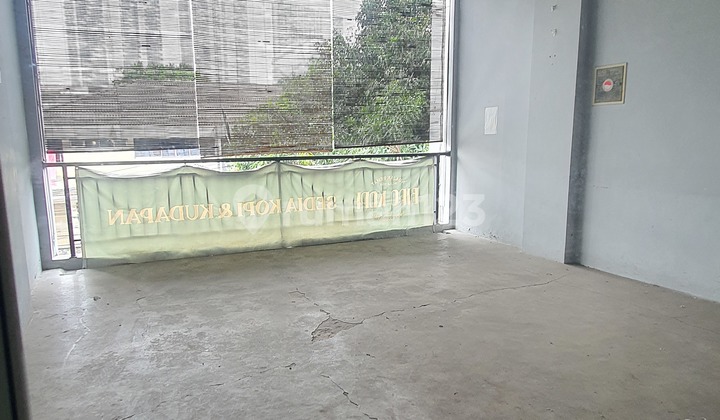 For Rent: Shop House in Menteng, Central Jakarta, Strategic & Comfortable Location