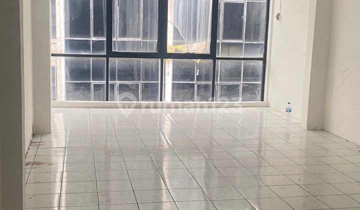 Disewakan Ruko 5 Lantai di Menteng Lokasi Strategis dan Nyaman