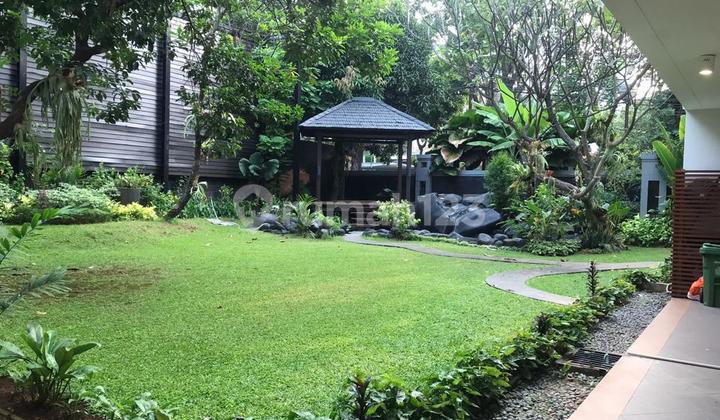 Disewakan Rumah Mewah Fully Furnished di Menteng Lokasi Strategis 2