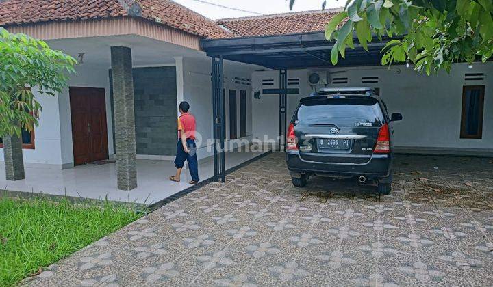 Rumah Sudah Renovasi siap huni dekat Alun-alun Kota Pandeglang 1