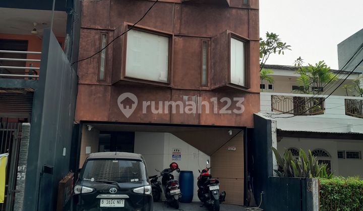 Auction of Boarding House in Pinang Emas Pondok Indah Auction of Boarding House in Pinang Emas Pondok Indah