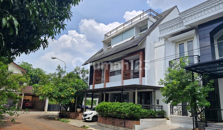 Affordable Hook House in Acacia Residence Bintaro