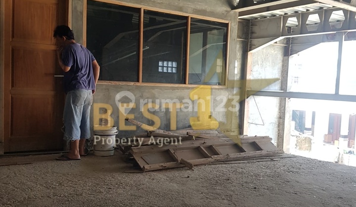 Ruko Strategis 4 Lantai di Sayap Ramdhan, Ciateul 6