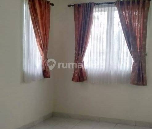 Disewakan Rumah Siap Huni di Taman Menteng Lippo Cikarang 12