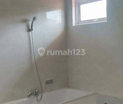 Disewakan Rumah Siap Huni di Taman Menteng Lippo Cikarang 13