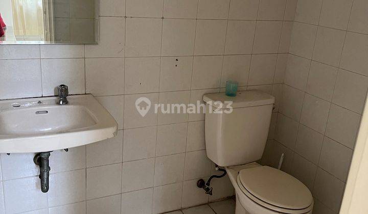 Disewakan Rumah Siap Huni di Taman Menteng Lippo Cikarang 8