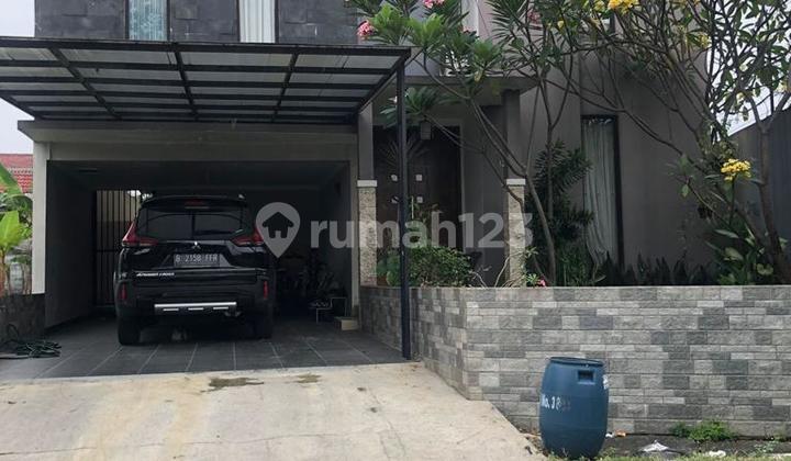 Dijual Rumah 2 Lantai Siap Huni di Taman Menteng Lippo Cikarang