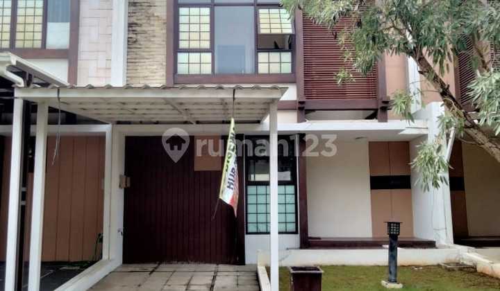 Dijual rumah 2 lantai siap huni di The Patio Lippo Cikarang Dijual rumah 2 lantai siap huni di The Patio Lippo Cikarang