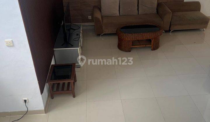 Disewakan rumah 2 lantai siap huni di Meadowgren Lippo Cikarang 2