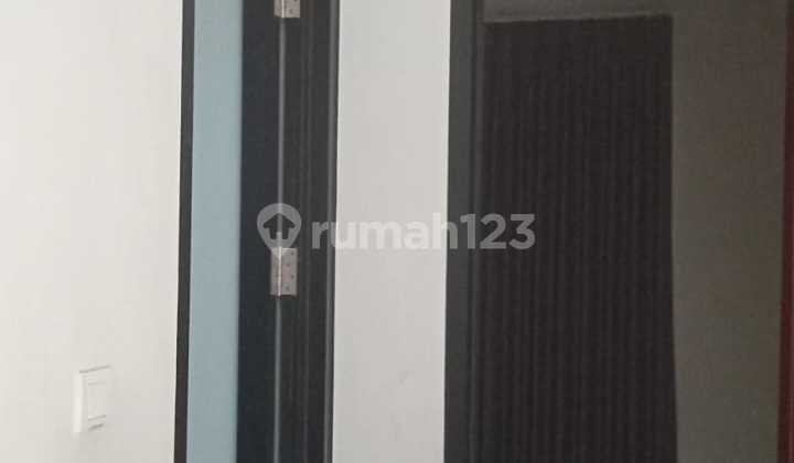 Rumah Nyaman di Ketintang Kondisi Bagus Terawat Lokasi Strategis Dekat A Yani 2