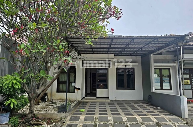 Butuh Cepat Laku Rumah Royal Ketintang Minimalis, Lingkungan Nyaman