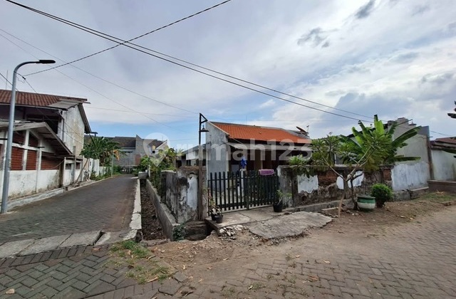 Jual Rumah Kos Aktif Gayungsari Bangunan Hitung Tanah