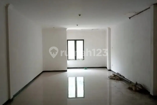 For Rent 2 Side-by-Shop Units Ready to Use Suitable for Office Strategic Location at Noll Perak Street. 2