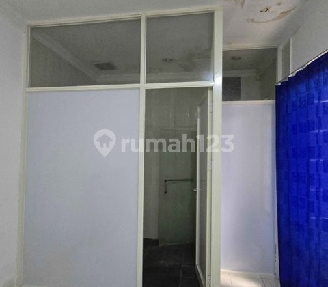 Butuh Cepat Laku Rumah Royal Ketintang Minimalis, Lingkungan Nyaman 2