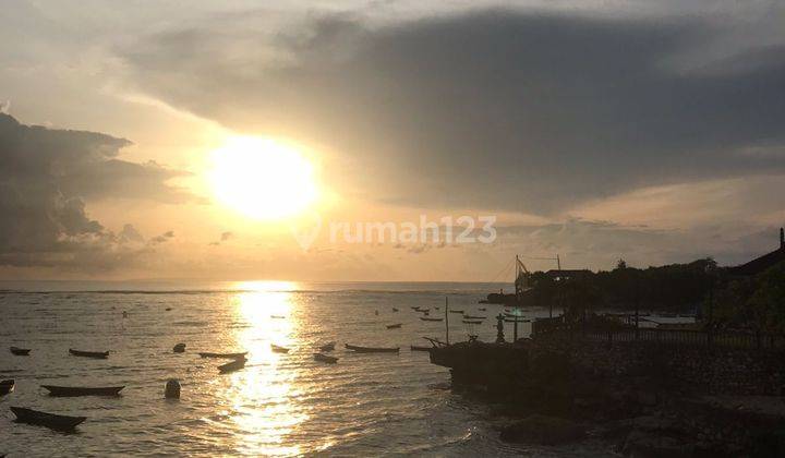 Tanah BEACHFRONT di Jln Raya lembongan  1