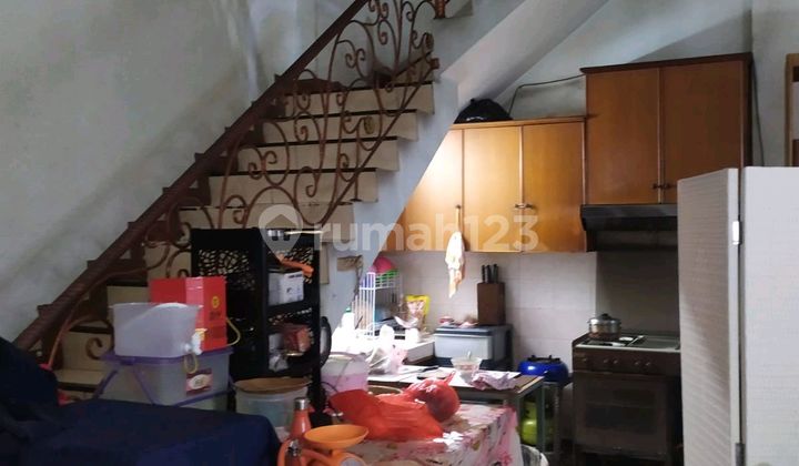 *jual Rumah!!!*alamat: Citra 2, Jakarta Barat▪️ukuran: 6x16m▪️2.5 Lantai▪️3 + 1 Kt▪️3 Kmcarport 1 Mobilrow Jalan 2 Mobil▪️listrik 5500watt▪️hadap Selatan▪️shm▪️air Wtp *harga Jual 2.3m Nego* Shm 2