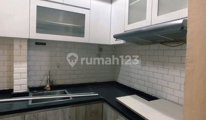 For Rent: House in Duta Garden, Plot 78 (6x13), 2-Story Building, 2 Bedrooms, Water Pump & Land, Electricity 3500, SHM (Certified Land Title), Facing East, Rent Rp 37.5 Million Per Month. 1