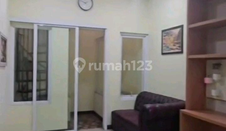 Dijual Bu..rumah Citra 8 ..siap Huni. Lt 6 X 15 X 2.5 Lantaikt 3+1 Km 2+1 Full Renov Dan Full Furnishharga 3.2 M Turun 2.9 M Negooo 2