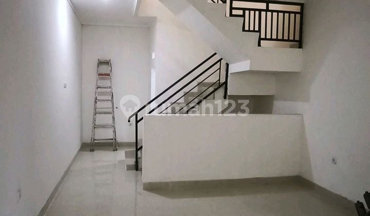 Di Jual Rumah Barucitra 1Extukuran 4X12m3 Lantailistrik 4400Wair Sumur Jetpum Torensurat SHM PBB IMB Akses Mobil bisa Kprhrg 1,2M Turun ke 1.08 M. Nego 2