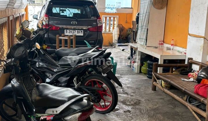 For Sale House in Taman Pelem Land Area 119 Meters (Hook) Building Area 120 Meters, 3 Bedrooms, 2 Bathrooms, Electricity 3500 Watts, Price 1.8 Billion 2