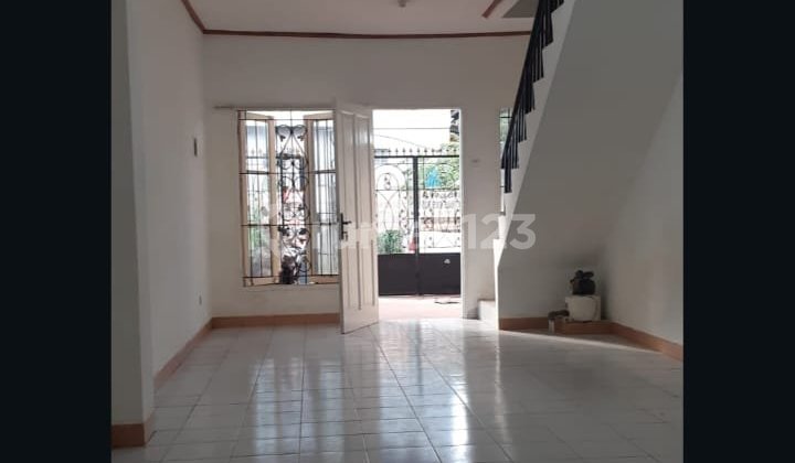 Di Sewakan/ di Jual Rumah Tamanpalem2.5 Ltkosongan3.75 X 152 KM , 2 Kttoken, Pamsewa : 40 Jt/ Th 75 Jt/ 2 Th Deposit 5 Jtjual 1.350 M Nego