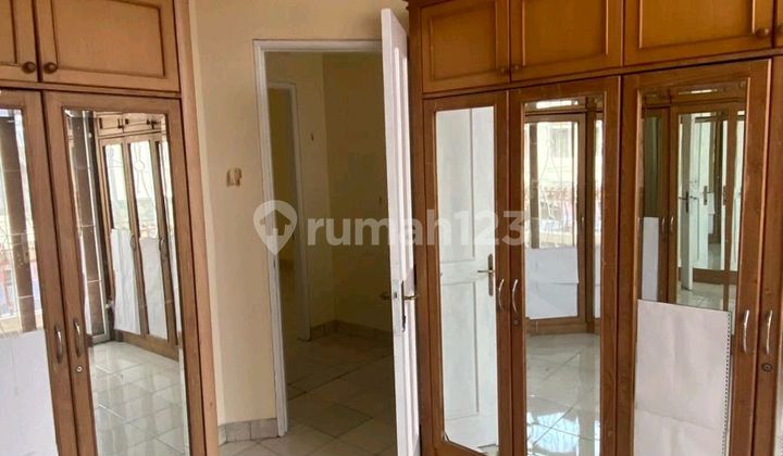 Disewakan Rumah Taman Palem Lestari Blok Tidak Banjir ( Aman ) Ukuran 6X15 2Lantai 3Kt , 2Kmhdap Tenggara Listrik 3500Air Pam Ipl 200Rb-+Rapi Siap Huni Hrga Sewa : 65Jth/Nego Min Sewa 2Th Disewakan Rumah Taman Palem Lestari Blok Tidak Banjir ( Aman ) Ukuran 6X15 2Lantai 3Kt , 2Kmhdap Tenggara Listrik 3500Air Pam Ipl 200Rb-+Rapi Siap Huni Hrga Sewa : 65Jth/Nego Min Sewa 2Th