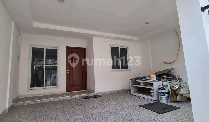 For Sale: Palemuk Garden House, size 6x12.53, 4 floors, facing Southwest, 2200 electricity capacity. Price 2.450 billion negotiable.