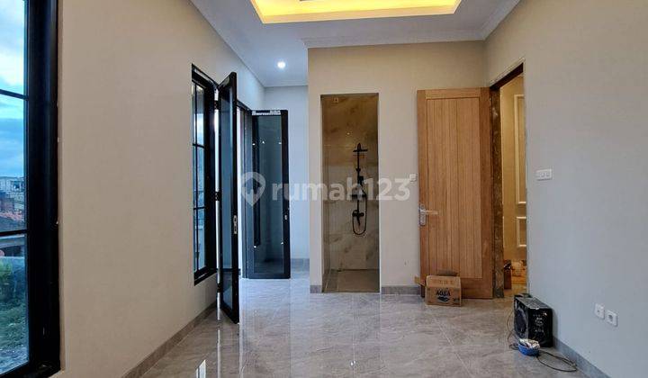 Dijual Rumah Classic Minimalis Dekat Ragunan Cilandak 4