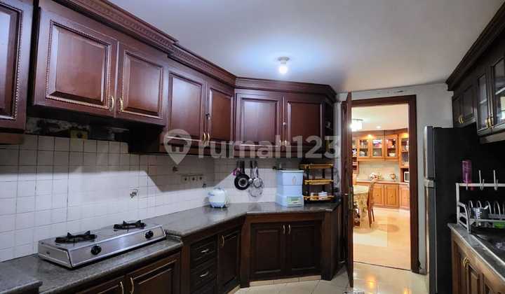 Dijual Rumah Posisi Hook Dalam Komplek Di Pondok Bambu 6