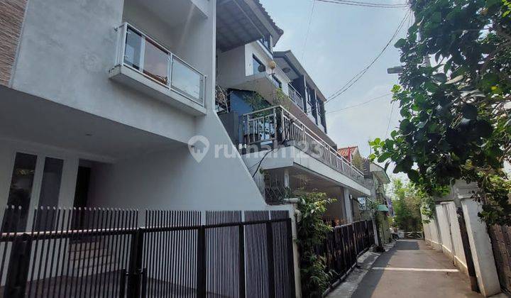 Turun Harga Rumah Baru Strategis di Tebet Timur Jakarta Selatan 2