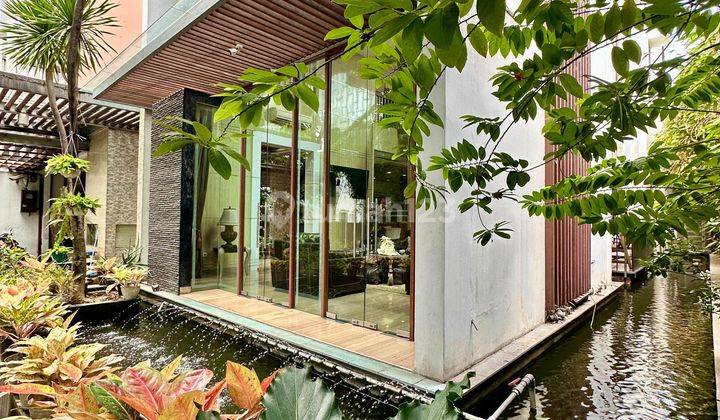 Rumah Modern Mewah Di Tebet Jakarta Selatan 2