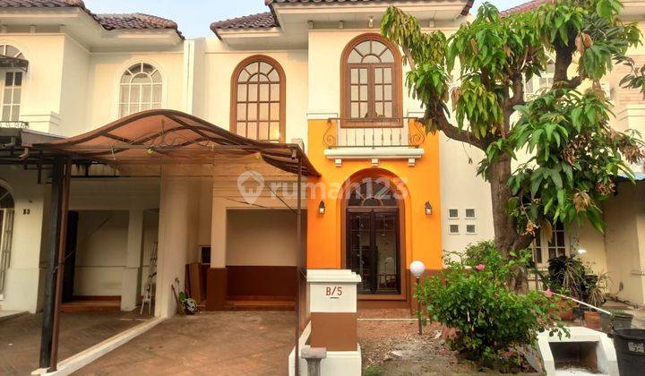 Rumah Second Dalam Townhouse Gaya Mediterania Di Kayuputih Jaktim 1