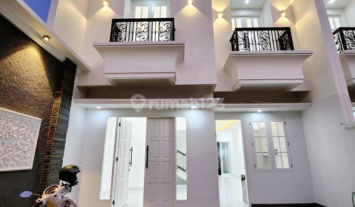 Rumah Baru Design Classic Modern Dalam Komplek Duren Sawit Jaktim 1