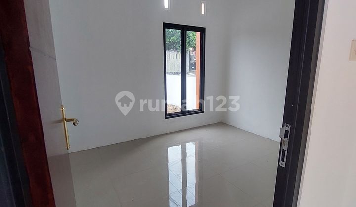 House Near Main Road in Mijen Bsb 2