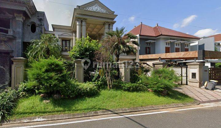 Dijual Cepat Rumah Mewah Istimewa Gaya Modern Classic di Villa Bukit Indah Pakuwon 1