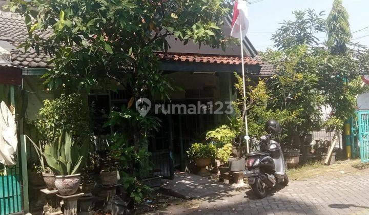 Rumah Bagus di Jl. Yos Sudarso Gb-01 Tropodo , Sidoarjo 1