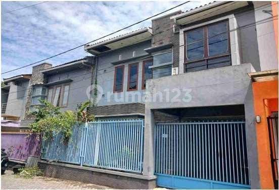 Rumah Bagus Semi Furnished SHM Kepanjenkidul, Blitar 1