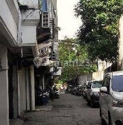 Ruko di Jl. Veteran No. 5c, Krembangan Selatan, Surabaya 2