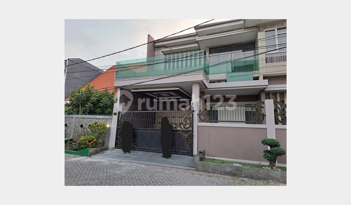 Rumah, 3 Lantai, SHM, Siap Huni