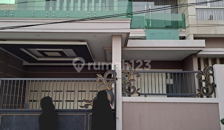 Rumah, 3 Lantai, SHM, Siap Huni 2